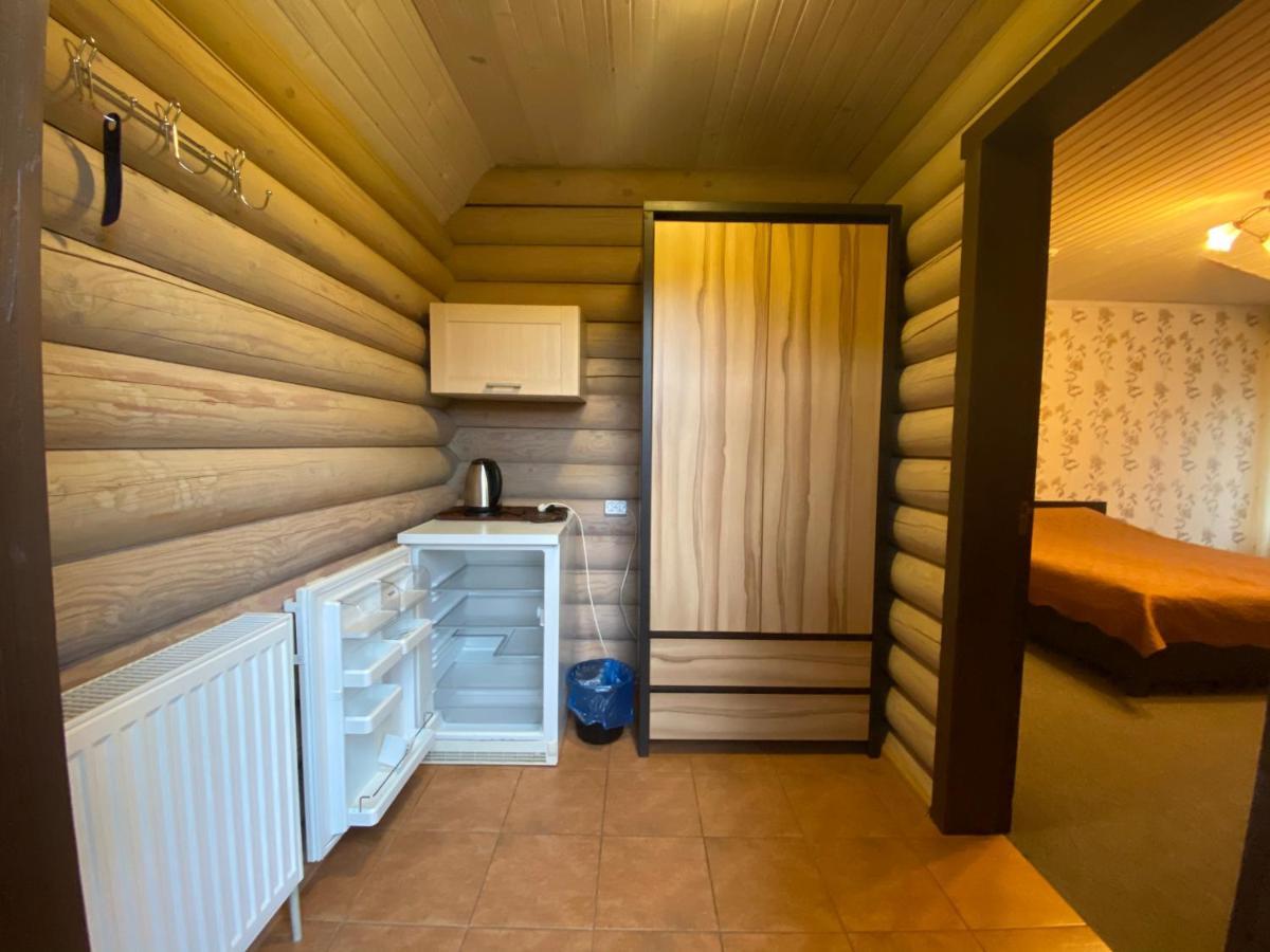 Mini Hotel Zakrut Tatariv Exterior foto
